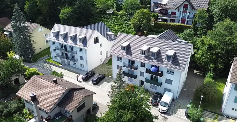Sanierung und Umsetzung von 2 Mehrfamilienhäusern in Elsau – 89m2 Group Projektbild 1